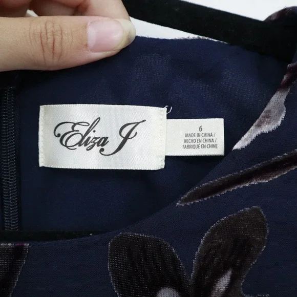 Navy Burnout Floral Dress - Picture 3 of 16